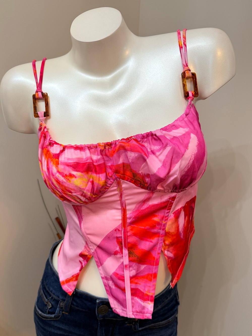 Pretty Little Thing 🔥Pink Abstract Floral Corset Top Tortoise Buckle Straps Sz 6